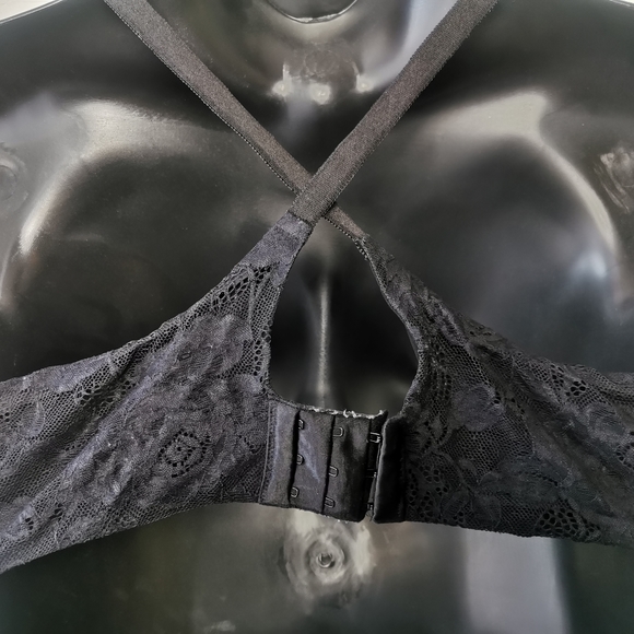 40C TORRID, Dream Wire-Free Bra, Black Lace EUC B58 - Picture 7 of 9